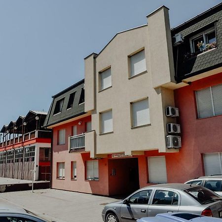 Apartman M5 Đakovo Exterior photo