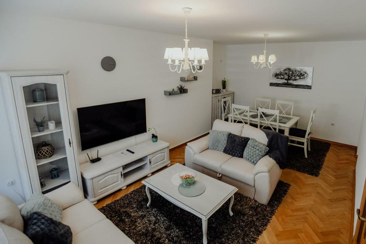 Apartman M5 Đakovo Exterior photo